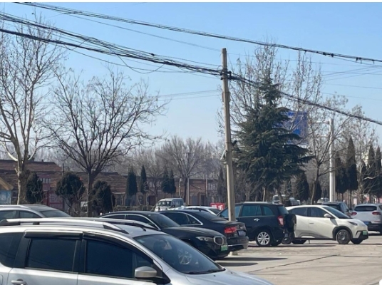 假如一辆10万块的电车，每年跑1万公里，按照1.5排量车型，一般油车每公里最多八
