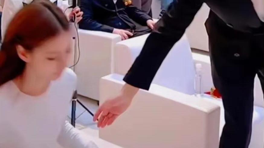 马筱梅疑似怀孕被坐实，张某颖终于闭嘴了，玥儿姐弟态度让人泪目