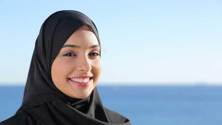 沙特女子嫁入中国农村3年，探亲后为何吐槽中国男人奇怪？