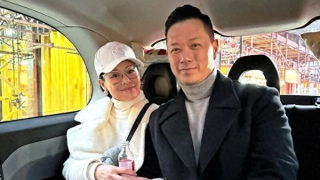 港媒曝胡杏儿老公夜店庆生玩疯了 李乘德半醉兴奋连抱几位美女