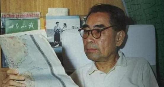 1968年4月，郭沫若的儿子郭世英被扣押，几天后从四楼房间的窗口坠亡，双手反绑，