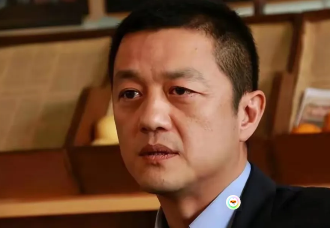 李亚鹏又出事了，女儿李嫣也“被牵连”，王菲担心的事还是发生了。
 
娱乐圈再爆重