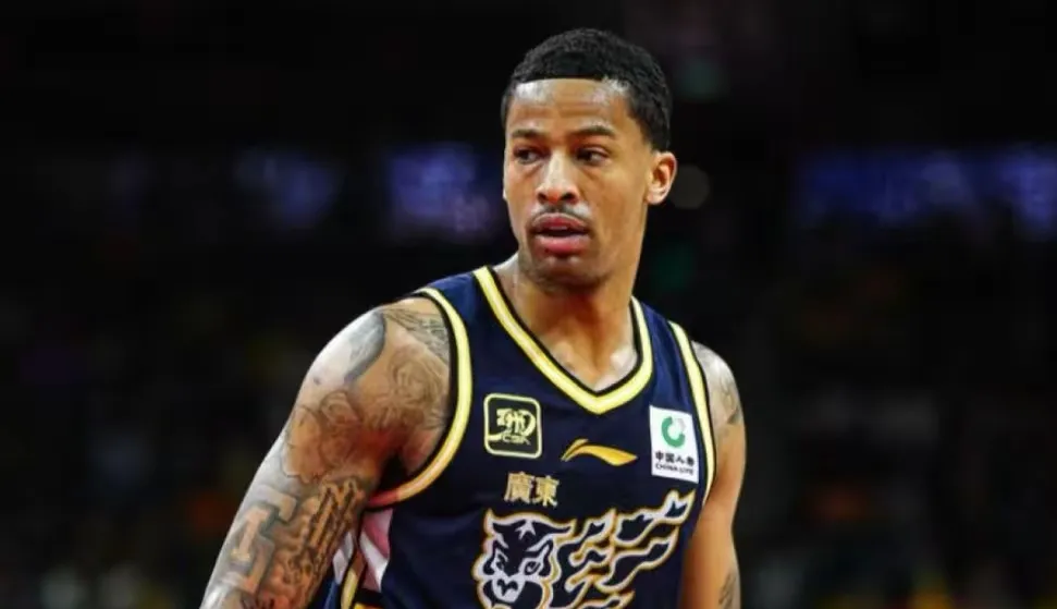 广东队外援 5 选 4 的答案有眉目了，伯克可以被裁掉啦！伯克这个顶着 NBA 