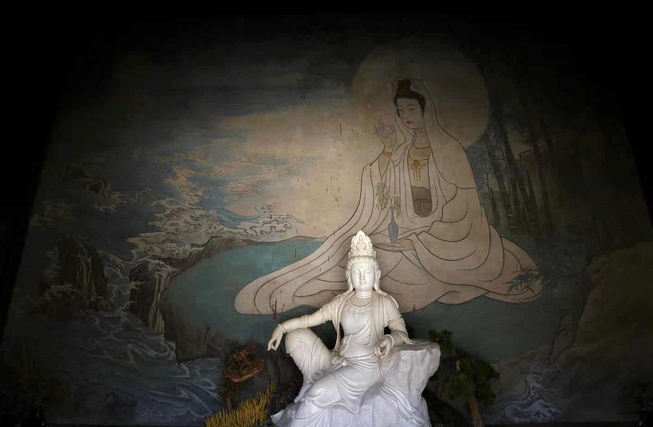 修行的根本，是调柔自心。人生的路，是在心的世界里，穿越成长的迷雾。心态的稳定，是