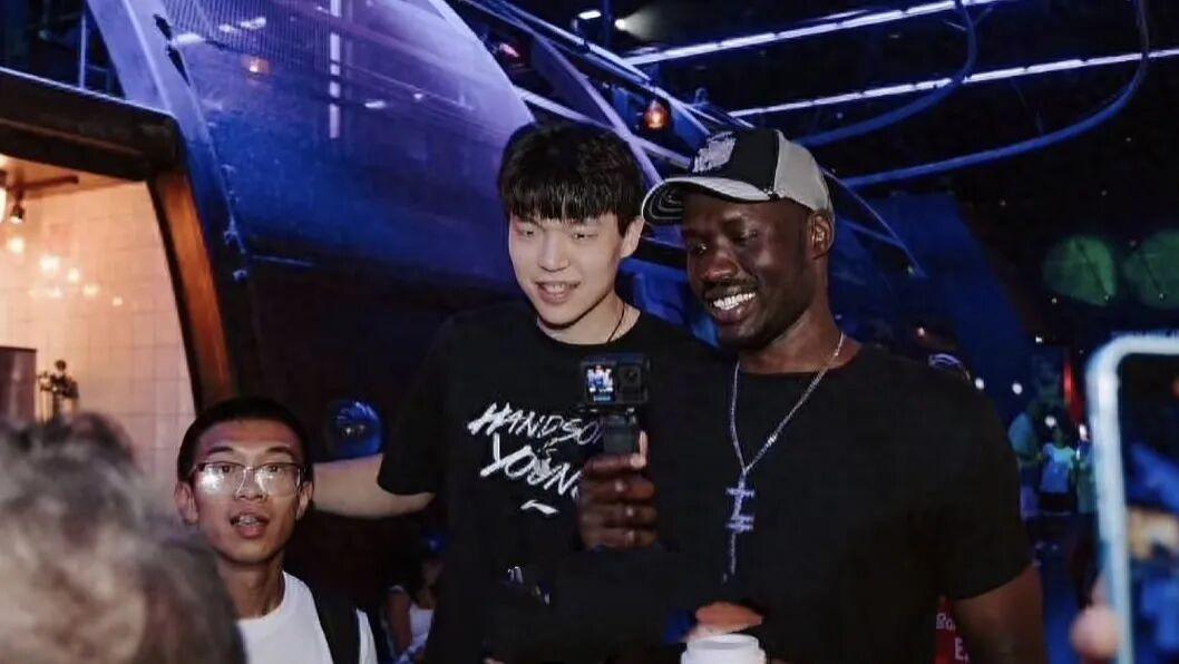 杜普里斯：谢谢瀚森兄弟送来的工作