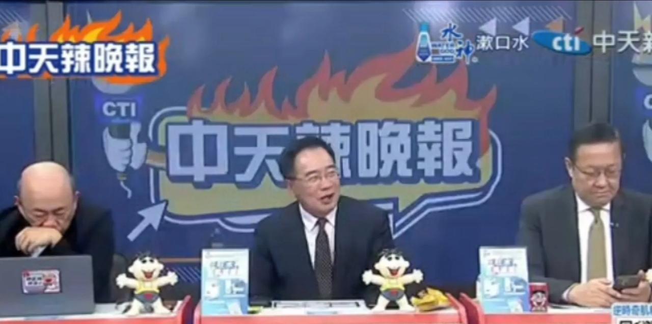 近日，台湾当局把华为、中芯国际等陆企列入“出口管制名单”。
   蔡正元博士近日