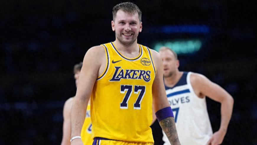 湖人117-112灰熊 球员评价：3人优秀，4人及格，2人低迷