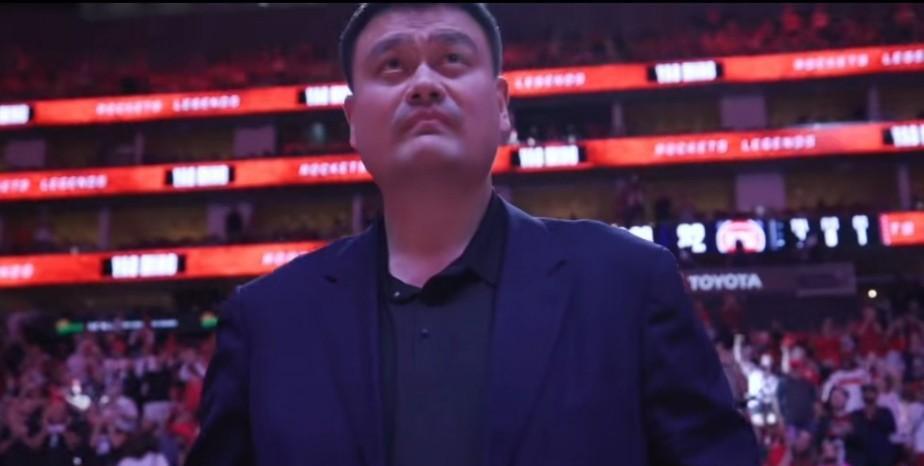 稀碎便秘加火药味，休斯顿火箭好意思给自己的队史名宿姚明看这个吗？
休斯顿火箭跟活