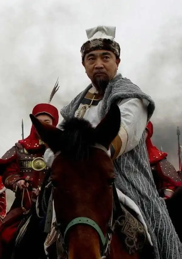 同样是汉奸，为何洪承畴被骂得最惨？清廷嘴上骂他“贰臣”，子孙却世代富贵。范文程低