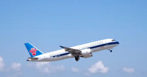 中银航空前脚刚签完 50 架波音 737 的订单，后脚中国就对波音加征 34% 