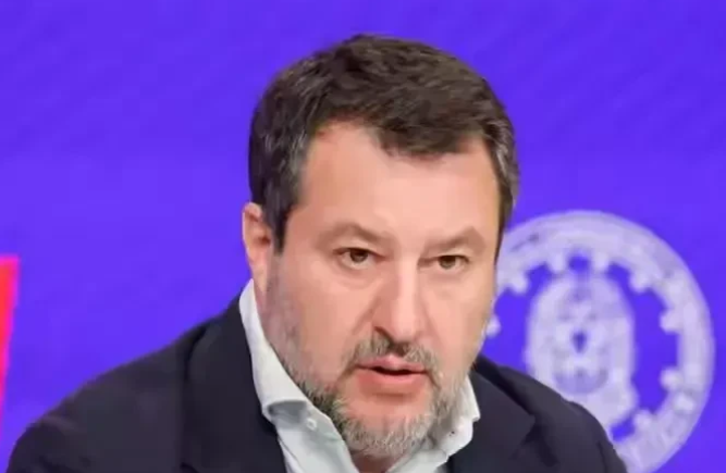 意大利副总理这次彻底激怒了法国总统马克龙！
意大利副总理萨尔维尼拒绝向乌克兰派兵