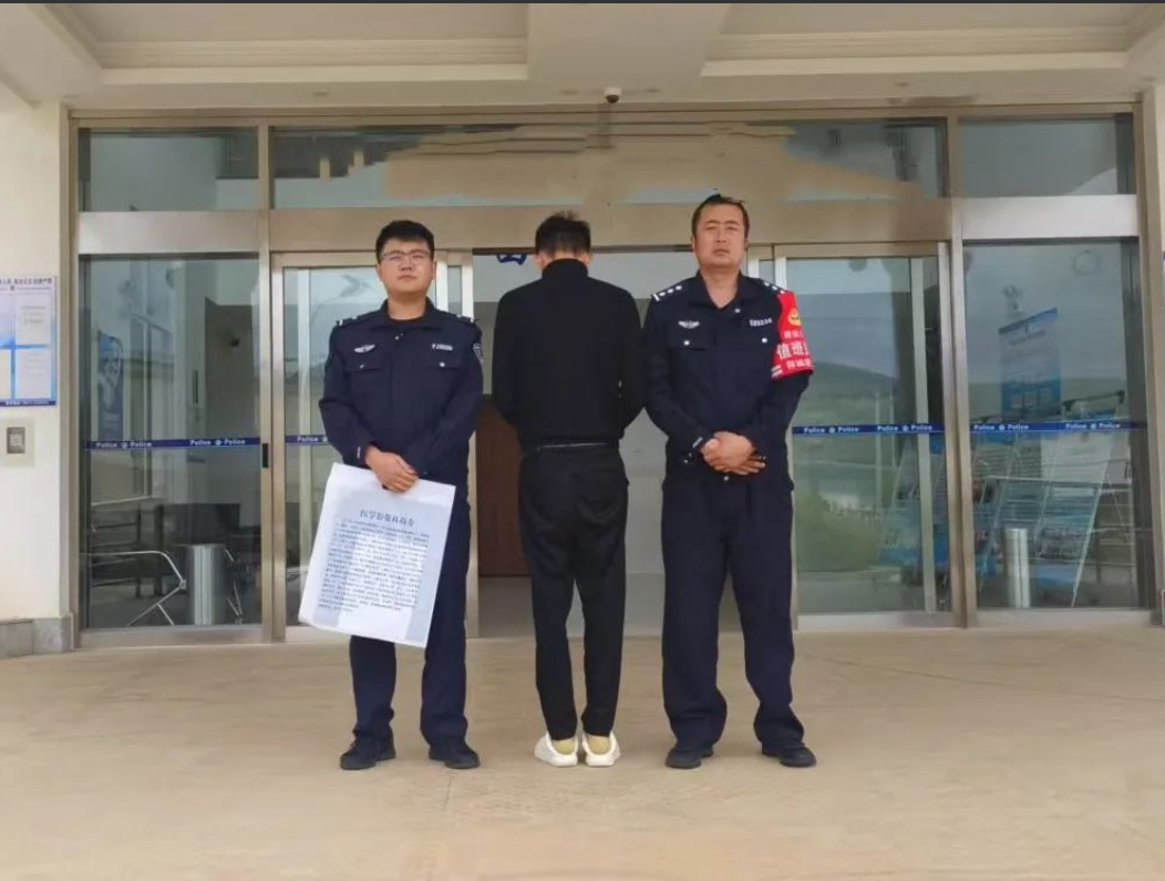 尴尬了！大理一男子到足浴店消费，因无力承担高额账单竟“开溜”！

身无分文却“大