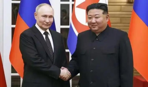 我国为啥一直忍住没有援助俄罗斯？



其实看朝鲜如今的处境就明白国家良苦用心了