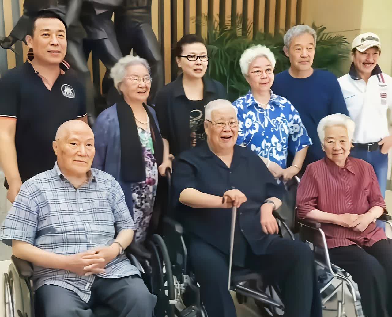 当年，他们有的是长春电影制片厂的演员，有的从长影走向影坛。

若干年后，他们