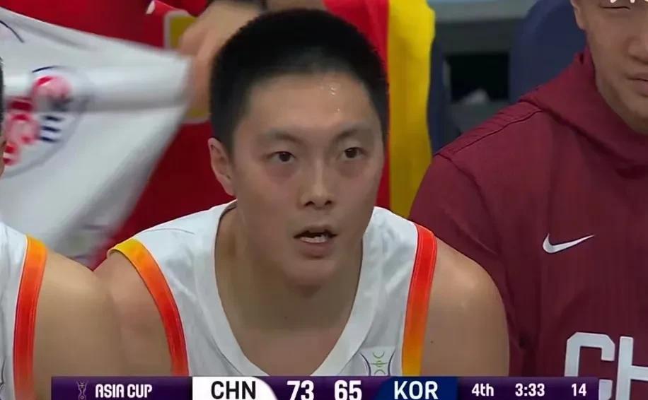 周琦咪咕解说真敢说啊！他说正负值说明很多问题，球员很欣赏高诗岩；没提胡明轩，他跟