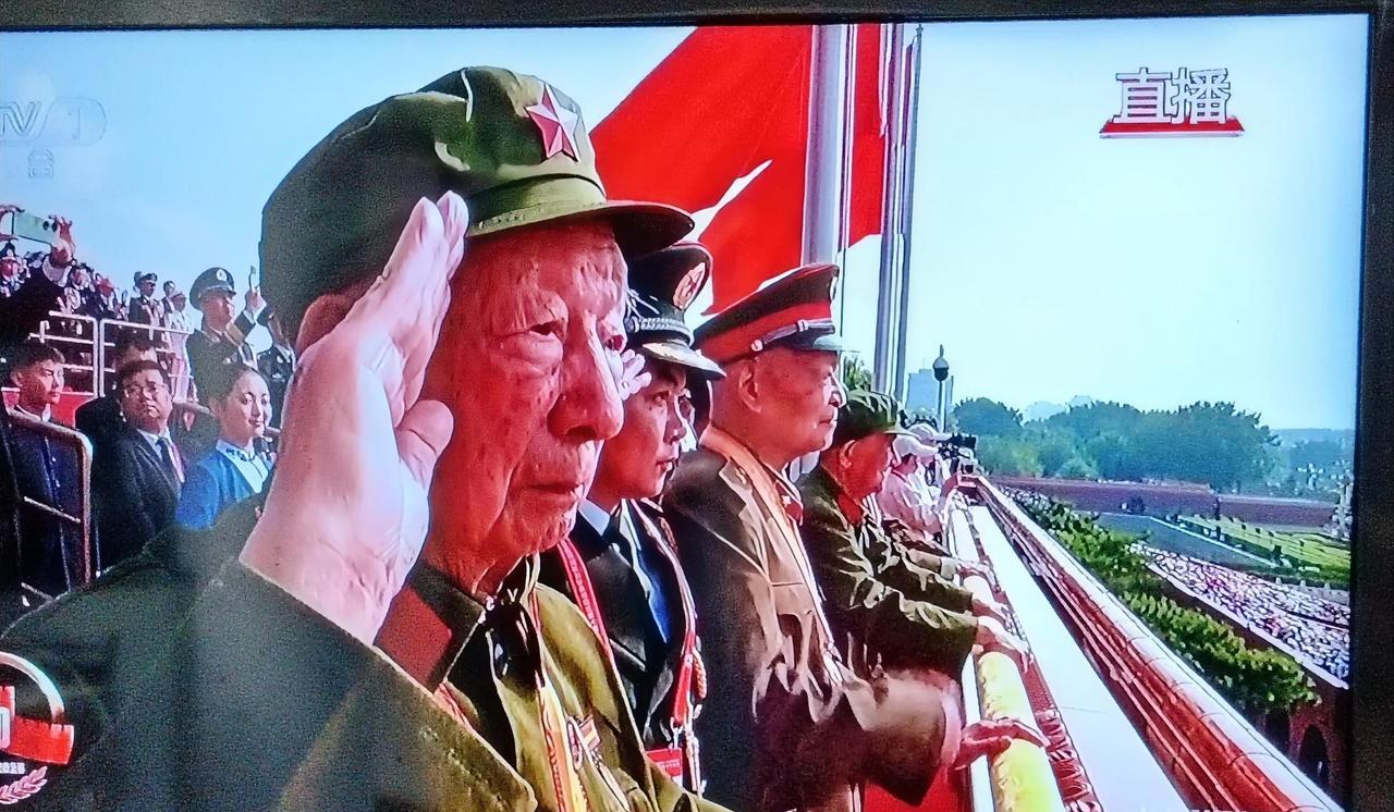 隆重纪念中国人民抗日战争暨世界反法西斯战争胜利80周年大阅兵上，有这么一群让人感
