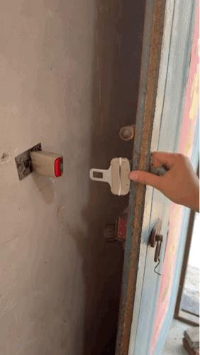 说实话，这个门没必要装这么豪华的设备[捂脸]