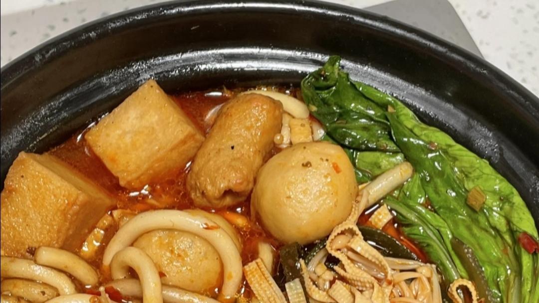 天冷了！这锅"土豆粉店杀手"我劝你学，香到邻居来敲门！