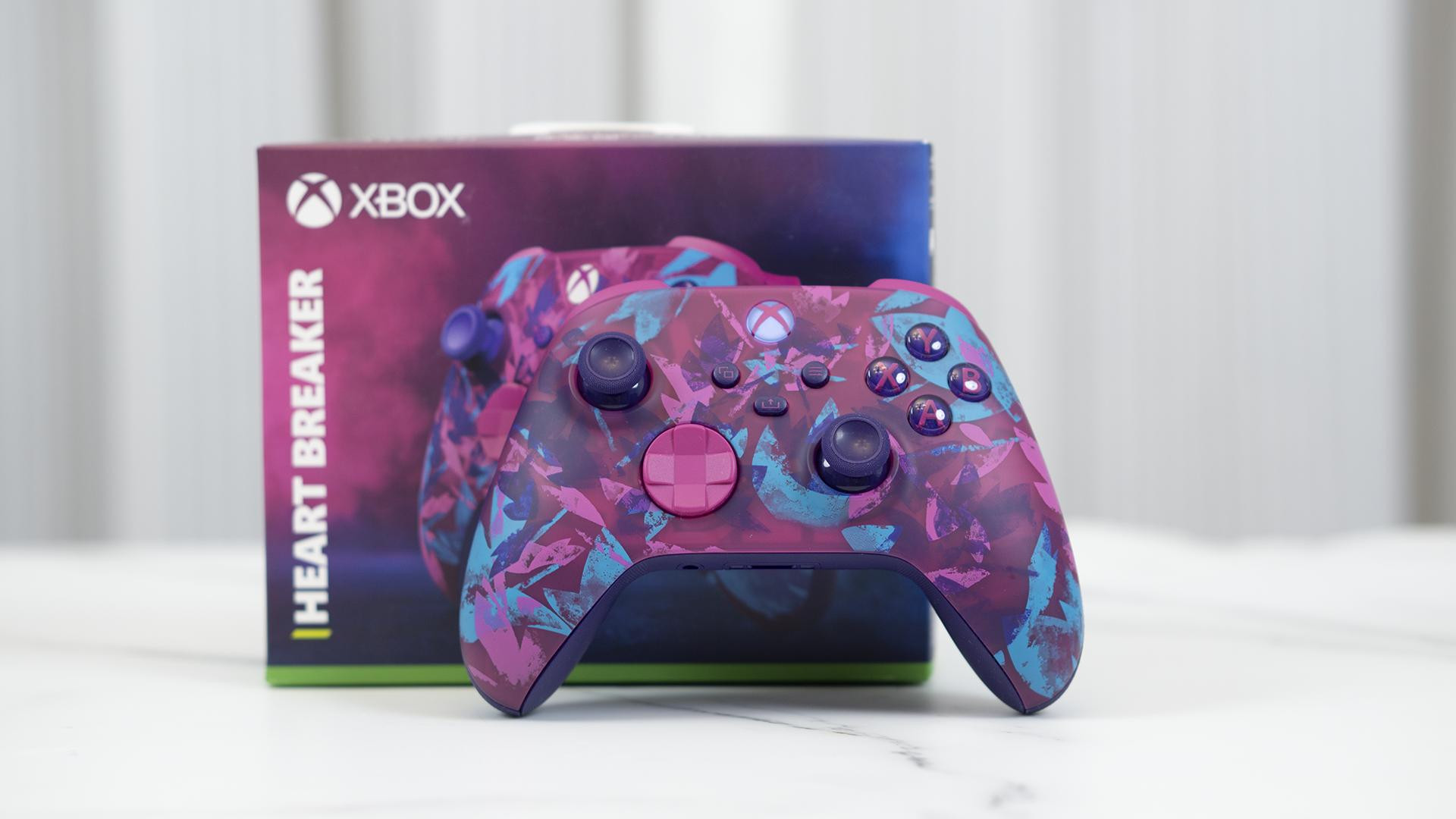 标杆手柄，又出惊艳新配色！试玩Xbox 3款全新手柄！
