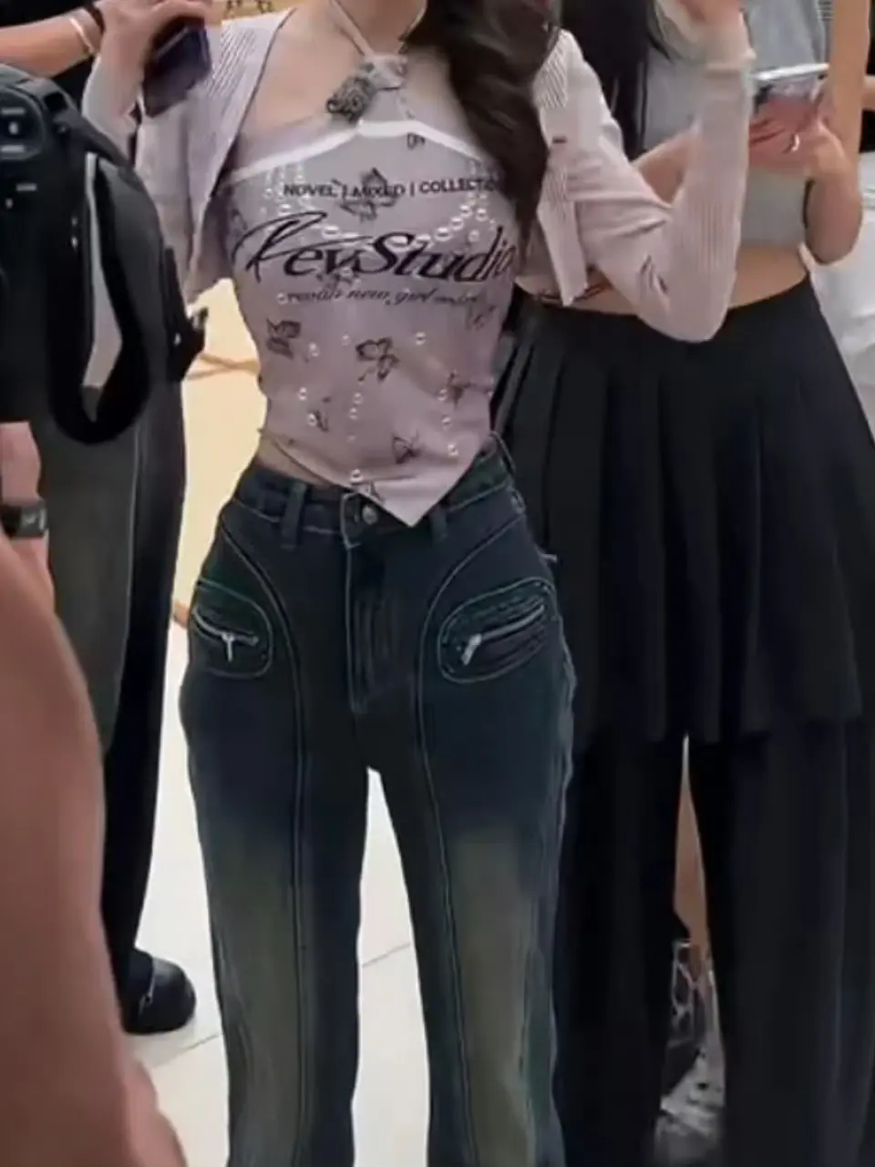 张小婉这个腰臀比是真实存在的吗？不敢想真人有多美