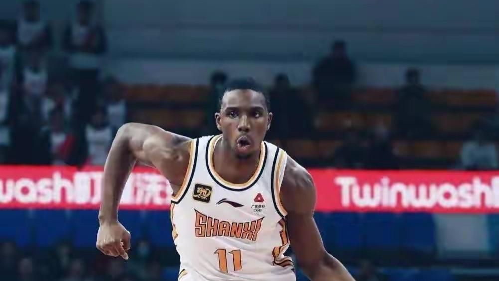 迪亚洛完成注册，“硬刚”布朗