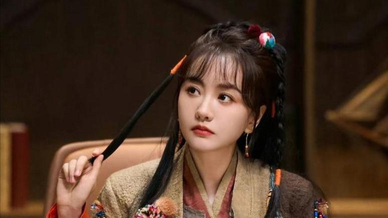 演技惊艳，十年沉寂，她凭什么逆袭？