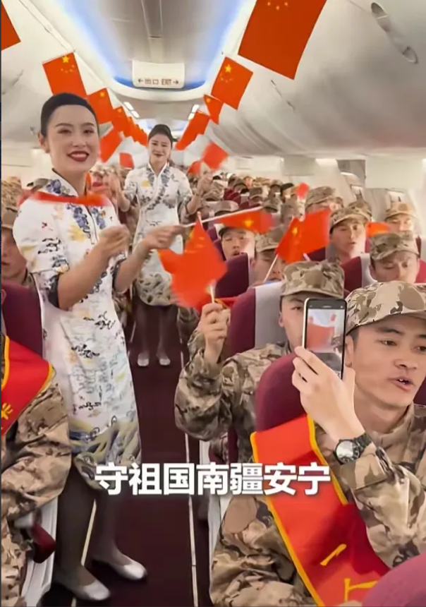 海南航空最近这个操作，值得整个行业品三遍

刚看到济南新兵乘机时满舱国旗的画面。