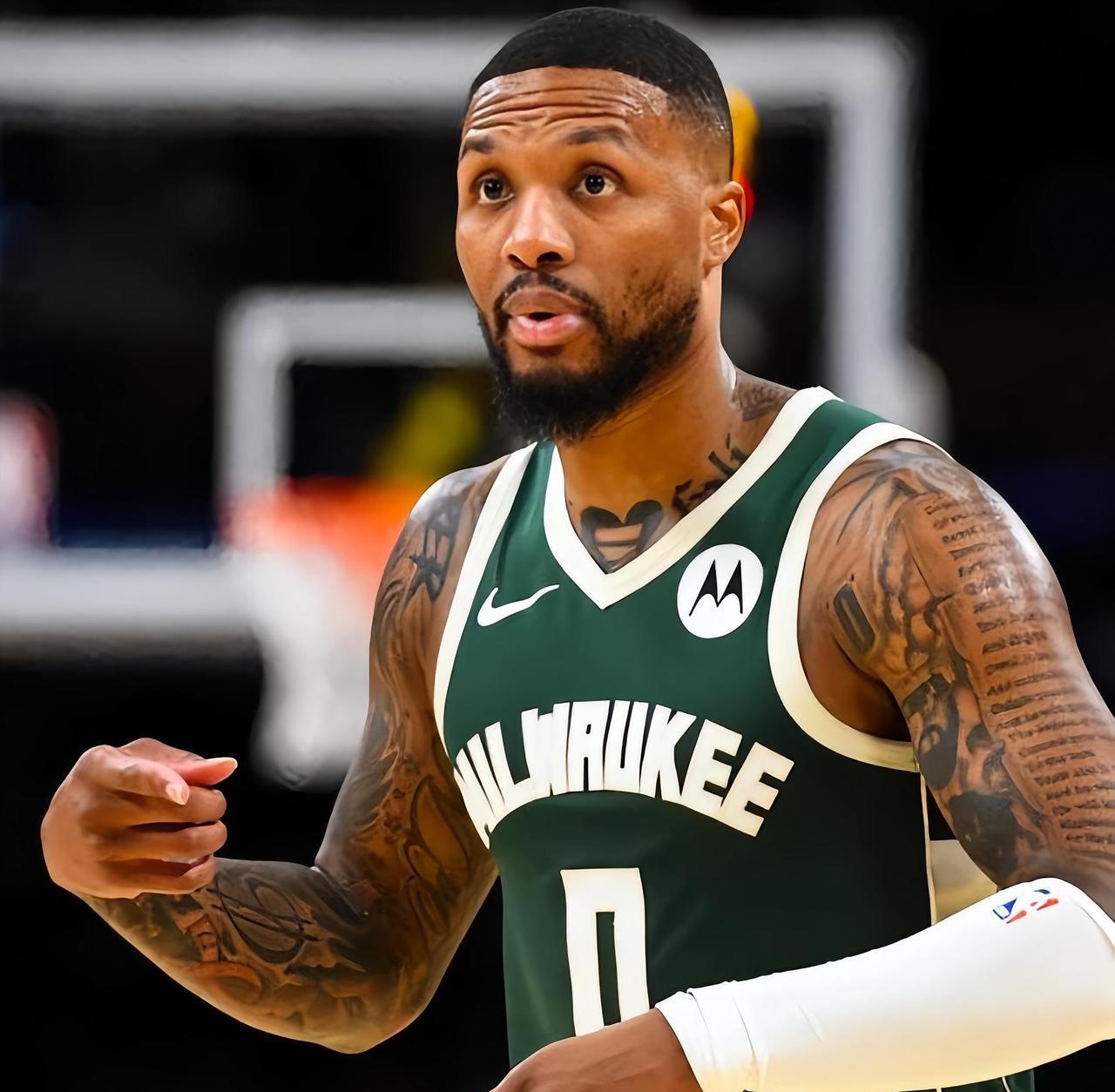 NBA今日多条消息
1、名记Shams：斯玛特与奇才完成买断，澄清期过后将2年1