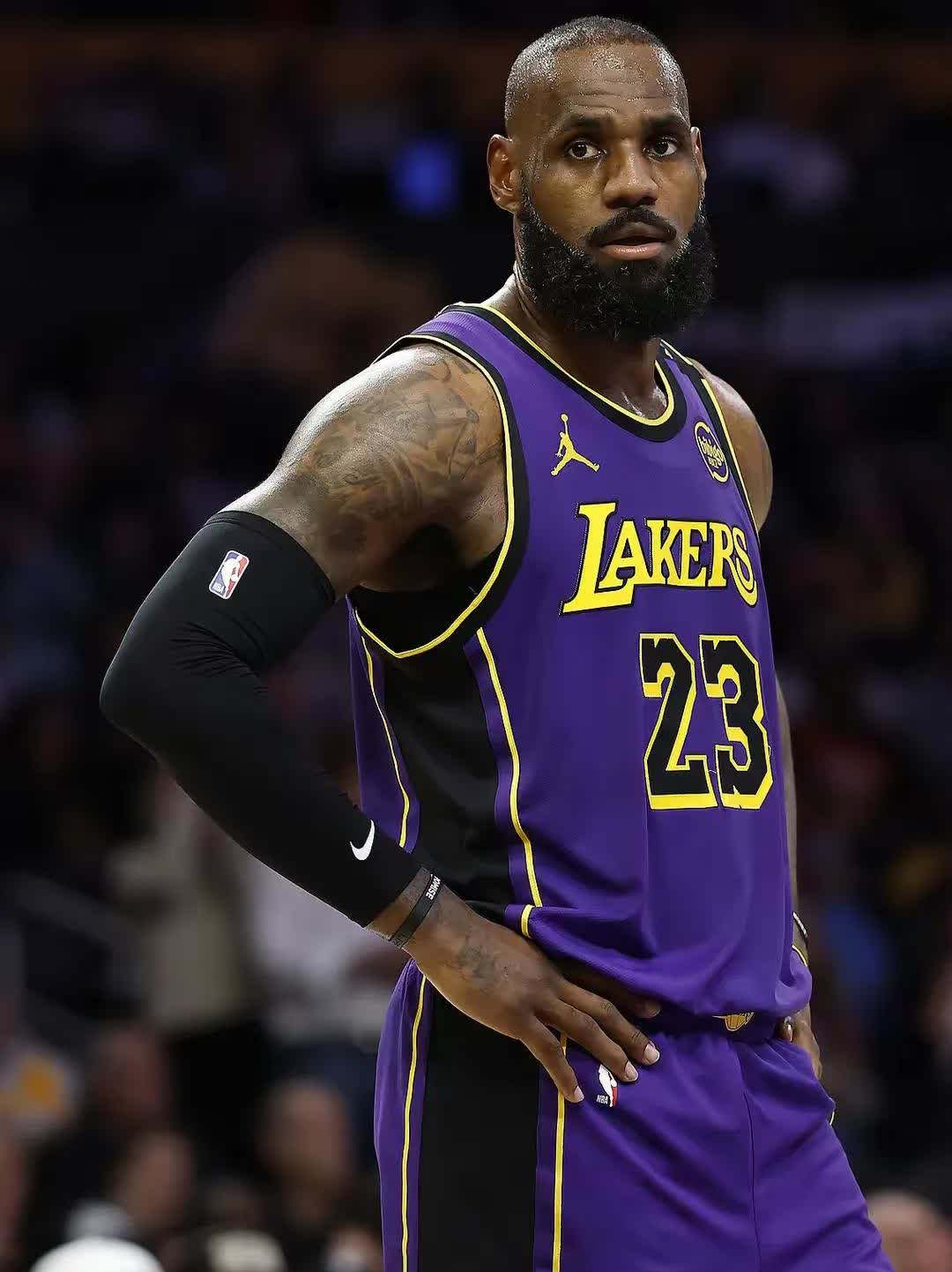 詹库对决！完全体的湖勇大战！

北京时间4月4日，NBA将迎来一场焦点大战，