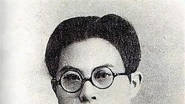 他28岁时，为革命事业而牺牲，但儿子却成为国家主席