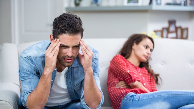 出轨男人对小三有真感情，为什么离婚娶了小三还会后悔？