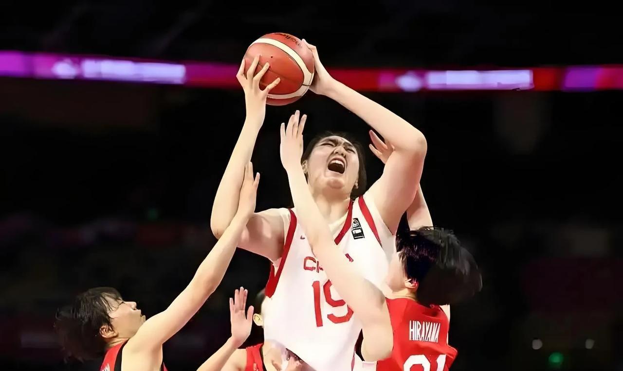 高不如快，快不如准，中国女篮要苦练
2025年女排亚洲杯已经落下帷幕，卫冕冠军中