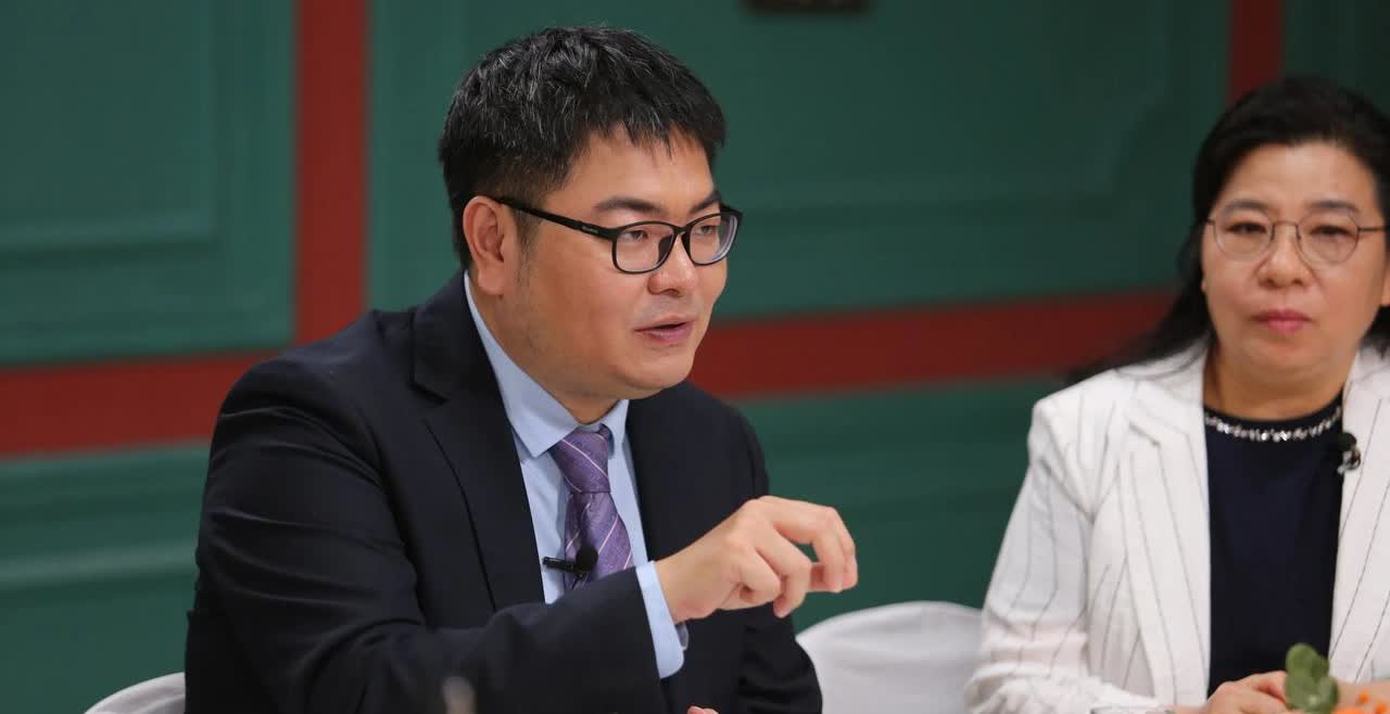 偶尔录个节目
​《大使家宴》
​上合组织专场
祝愿我们的国家越来越强大