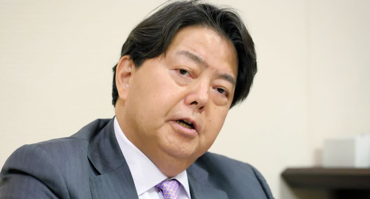 9.3临近，日本陷入“最后的疯狂”，政府不否认呼吁全球抵制中国阅兵，学者大赞“干