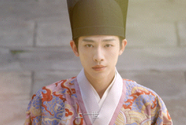 震惊！辛云来新剧一人分饰两角，反差绝了！