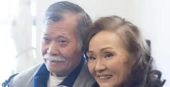 88岁香港导演唐佳跳楼轻生、身首分离！曾任《天涯·明月·刀》和《笑傲江湖》武术指