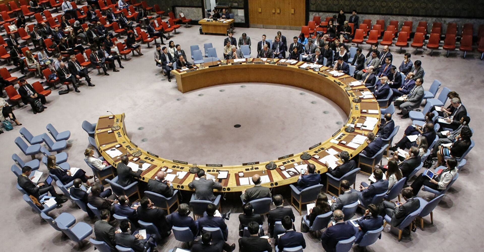 中国不派兵乌克兰促和平











中国驳斥了关于其计划向乌克兰派遣维