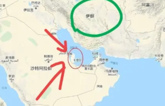 伊朗为啥会先打美国卡塔尔基地？
 
因为它在中东最大，它也最近。有多近？伊朗南边