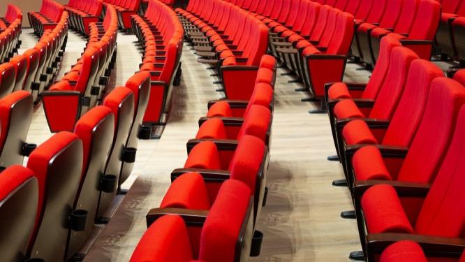 礼堂椅的环保回收如何实现？