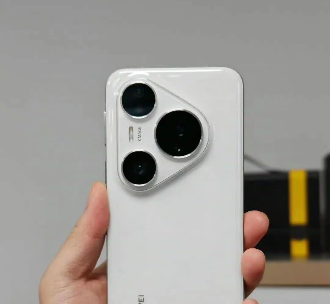 Pura 80 Pro 白色甄姬实拍，大家觉得外观10分能打几分？