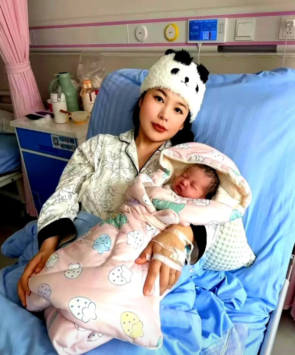 我实在受不了了！

太折磨人了，这月子坐不下去了，月子第七天跟我婆婆吵了N次架，