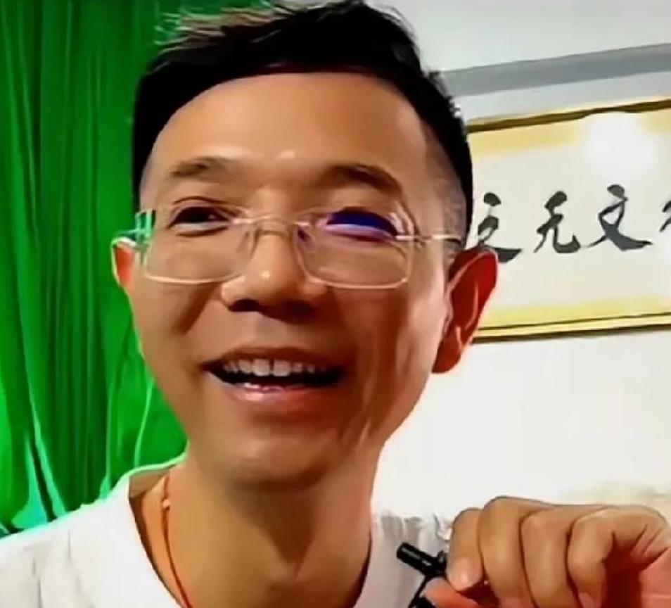 好消息！李老师接到电话，案子有新进展！



令人振奋的消息传来，李老师昨天接到