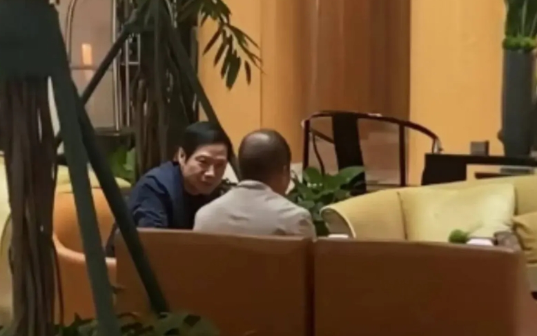 前几天我还在说如果雷总发现自研智能辅助驾驶的难度跟造车不是一个级别，去找华为乾崑