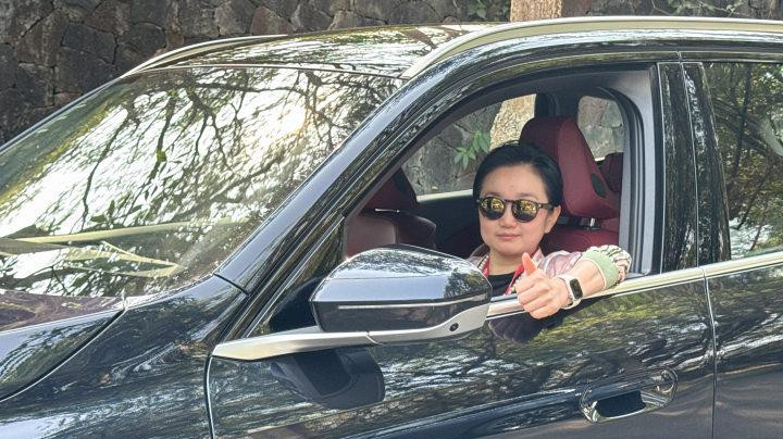 女车手挑战中国最险山道，BMW X3长轴距成就“雨林”王者