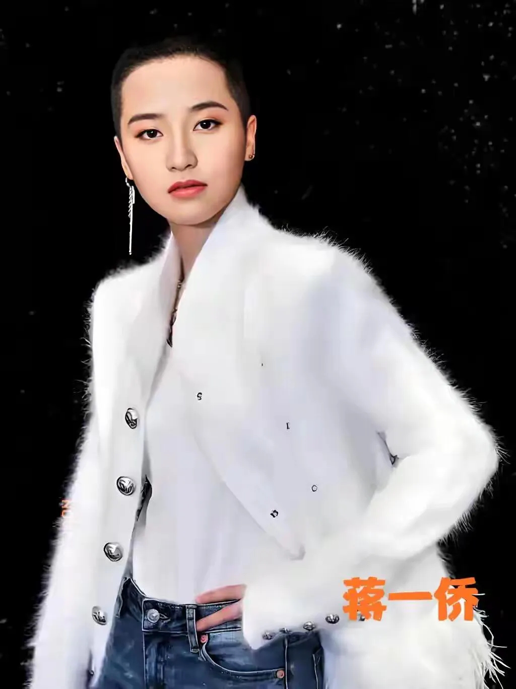 我的天呐，你发现了吗？
浪姐里还藏了个超级富二代，
你可能没听说过她，但是你肯定