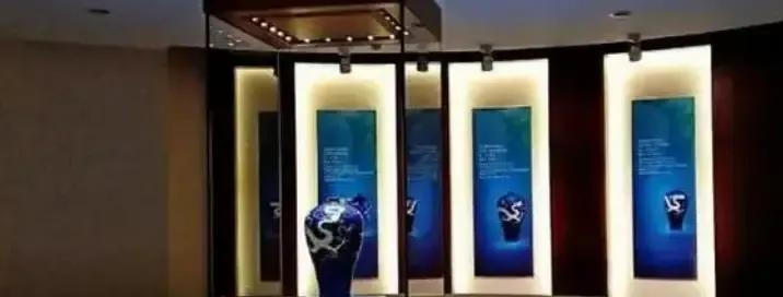 希拉克扬州寻宝











你敢信？法国总统竟然为了一个在中国18块钱