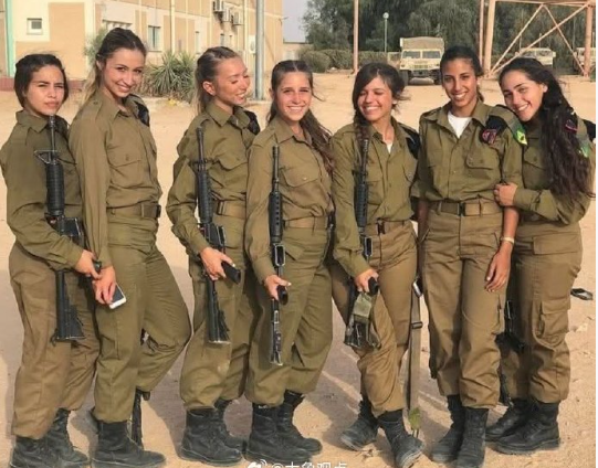 🚨以色列电台：
在拉法的一次清扫行动中，装甲部队的 7 名女兵因所乘车辆迷失方