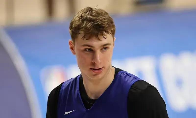 #nba# 弗拉格去独行侠可能成长一般，去篮网才是最完美的。
如果他入篮网，首先