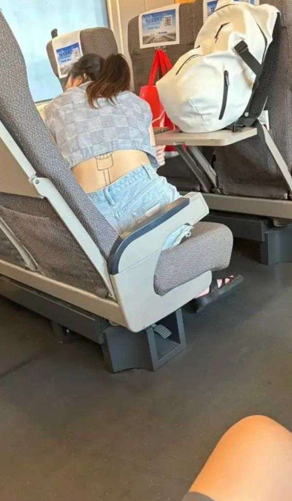这是纹了个什么，为啥我看不懂