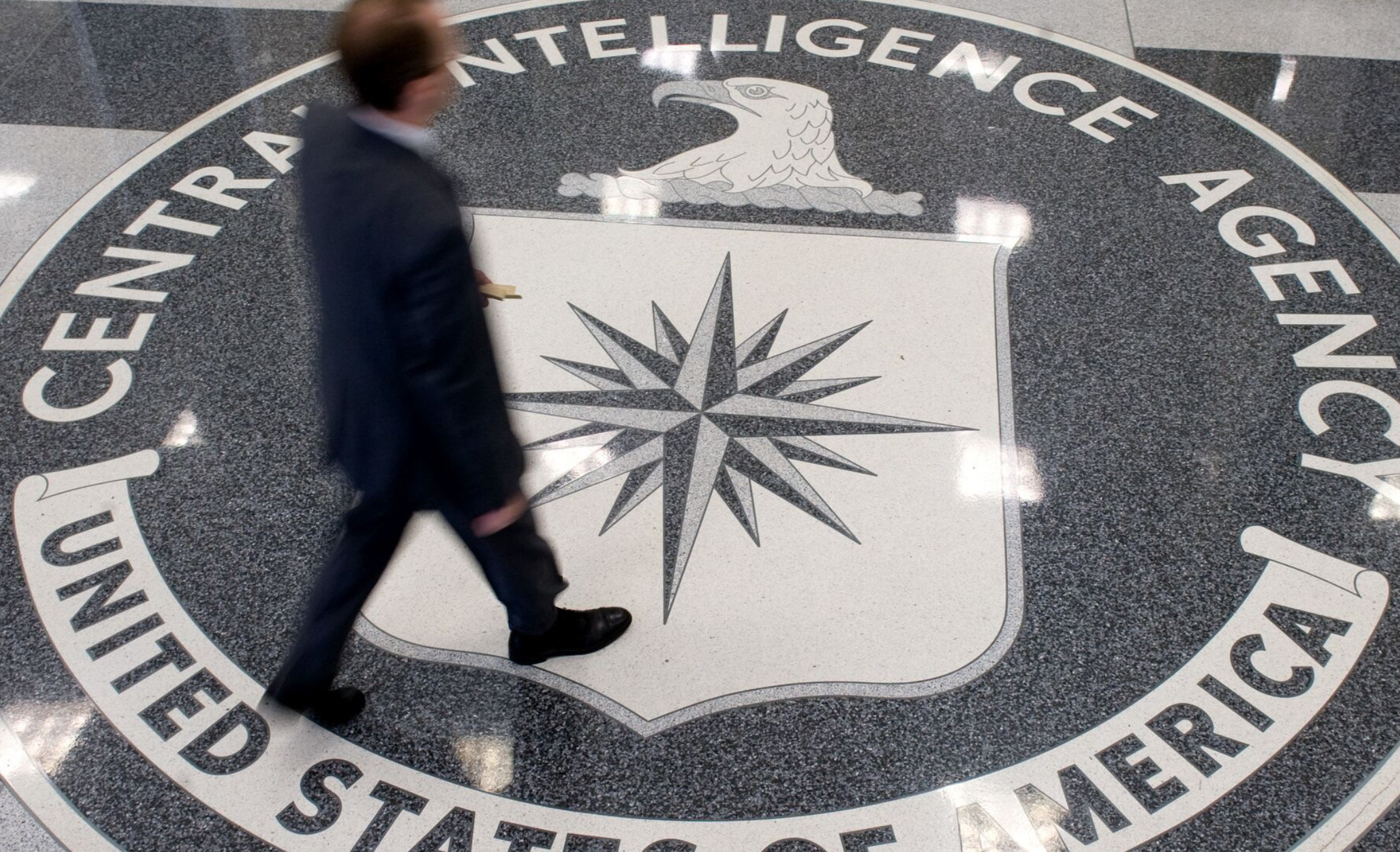 美国策反太离谱，国安反击真解气











美国中情局疯了吗？竟然公开